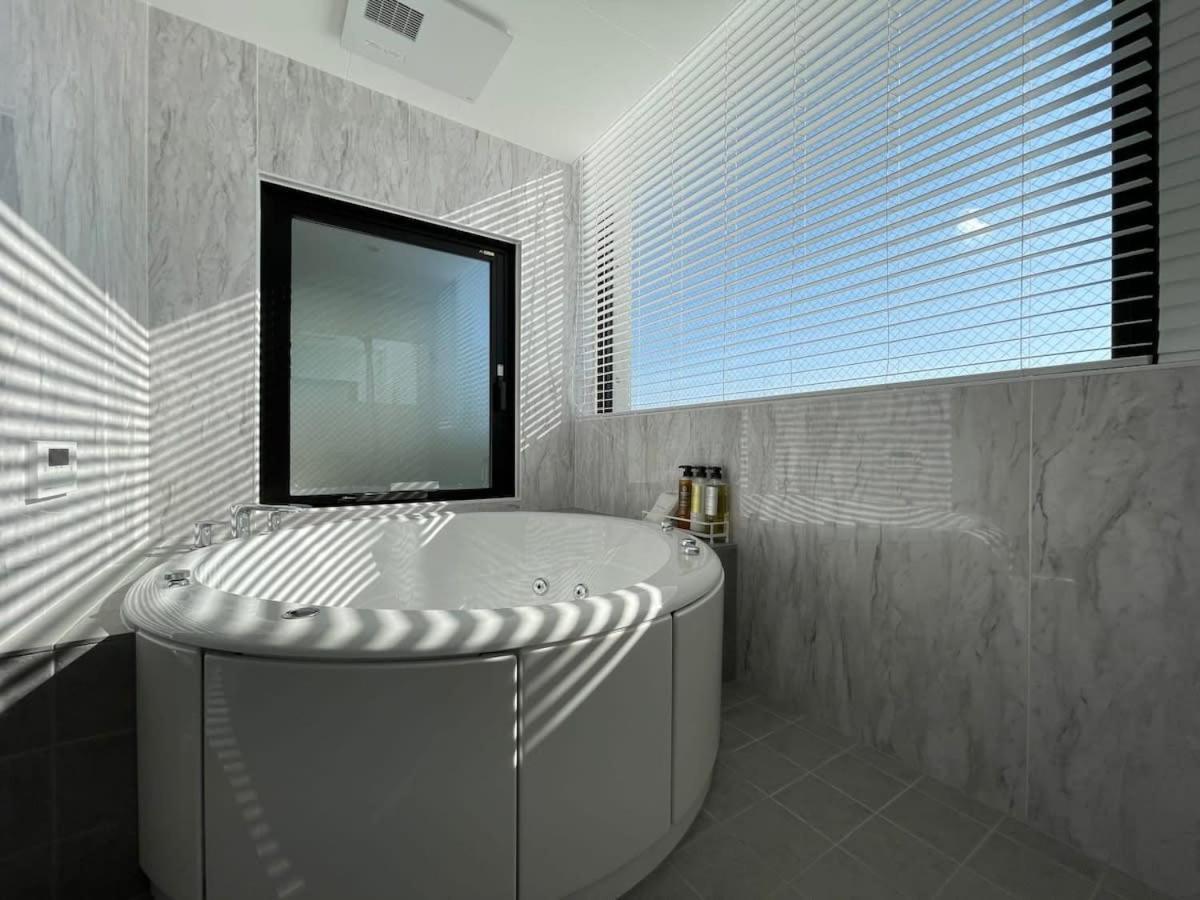 Bhotel Nekoyard - Scenic Penthouse Studio With Jacuzzi & Spacious Terrace 広島市 エクステリア 写真
